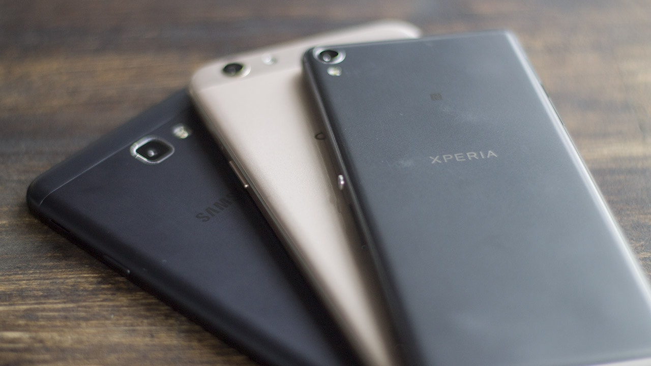 Bộ 3 Galaxy J7 Prime, OPPO F1s, Xperia XA đọ dáng