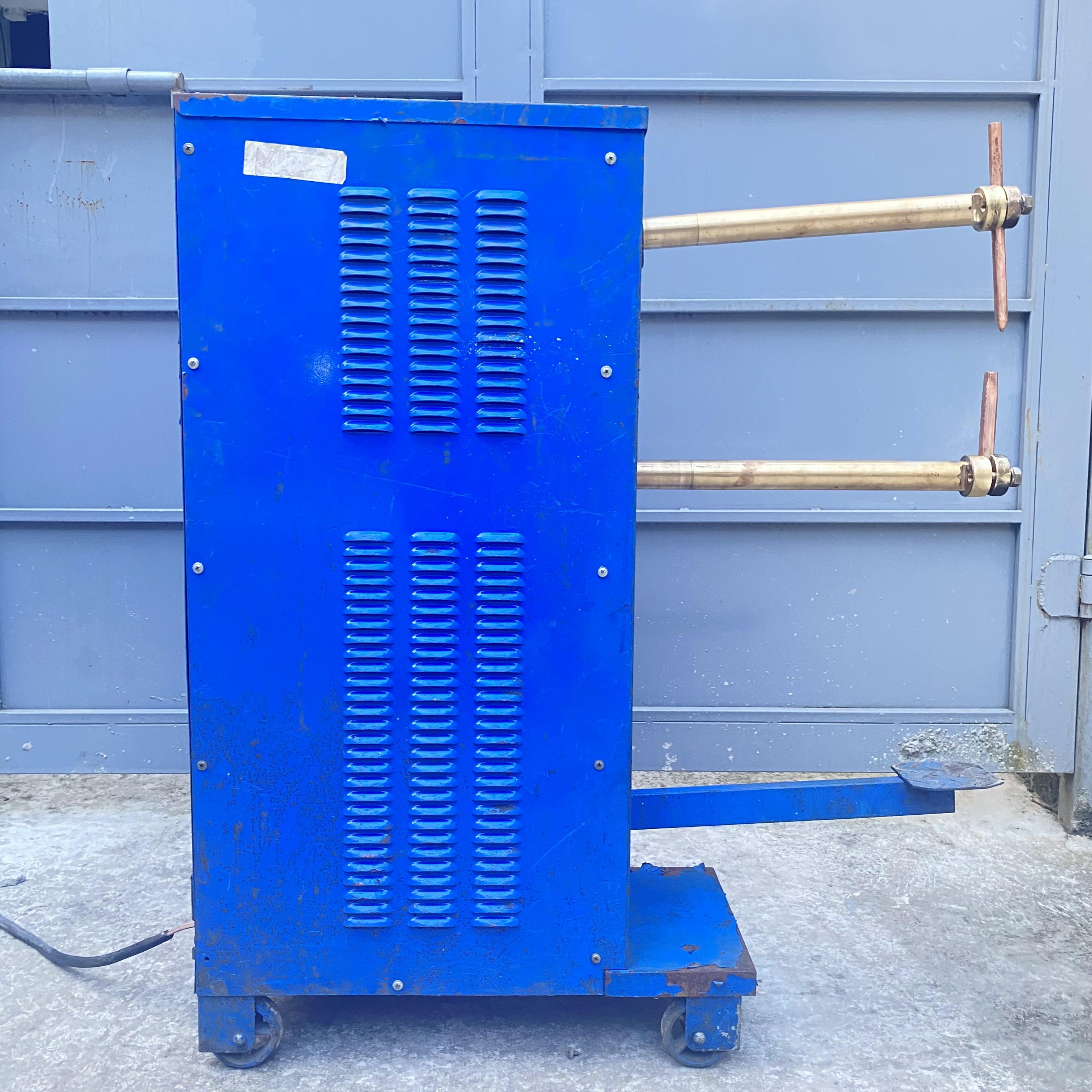 MÁY HÀN ĐIỂM TÂN THÀNH 4.5 KVA
