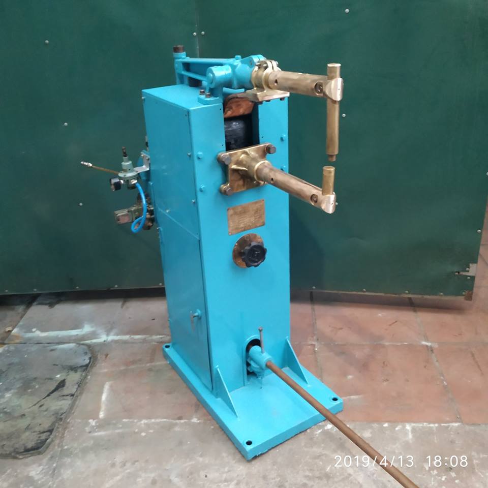 Máy hàn điểm đạp chân 18kva