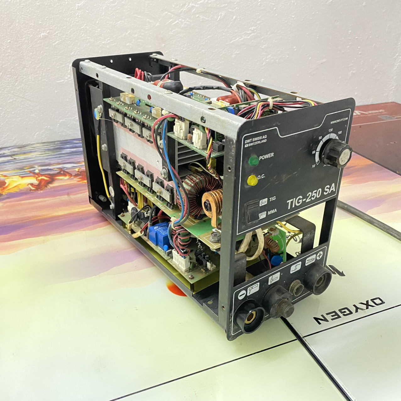 Máy hàn 2 chức năng 250A tig +que công suất chuẩn.
