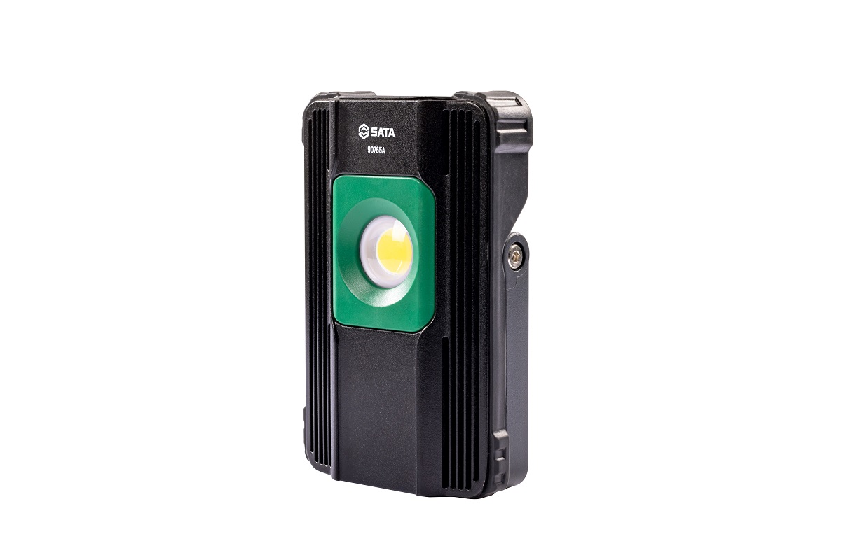 Đèn pin loại cầm tay dạng gấp 1500LM SATA 90765A - WATERPROOF FLOODLIGHT 1500LM