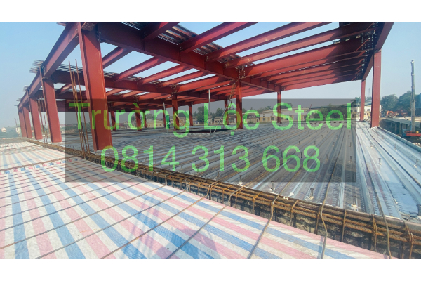 Cốt thép sàn deck: Giải pháp gia cường hiệu quả trong kết cấu sàn thép