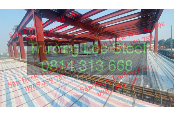 Đổ bê tông sàn deck: Hướng dẫn chi tiết, kỹ thuật chuẩn và giải pháp tối ưu chi phí
