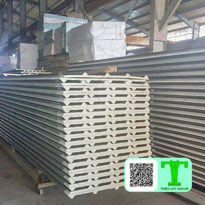 Giá tôn pu cách nhiệt hoa sen - Giải pháp tối ưu cho mái nhà an toàn, bền đẹp