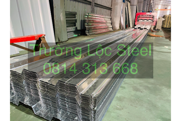 giá tấm sàn deck