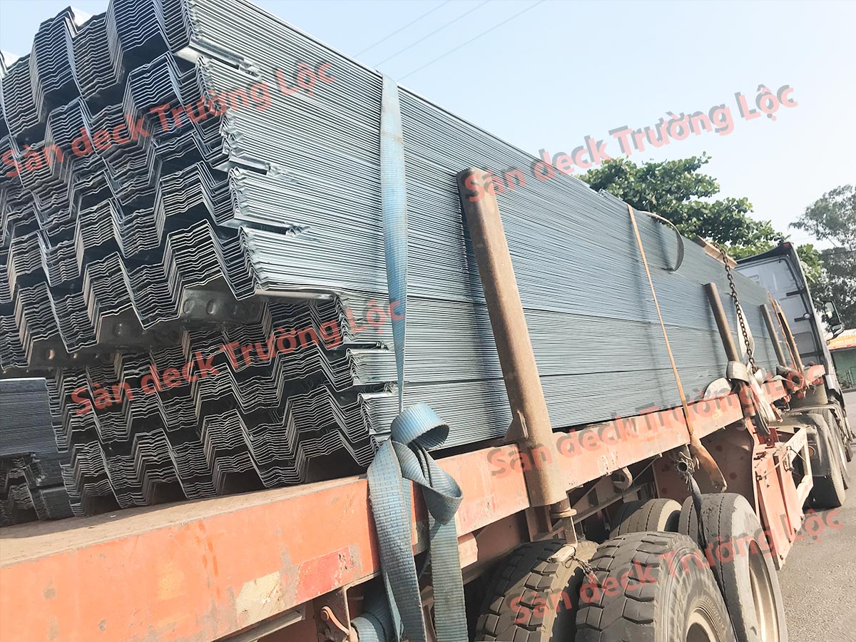 Mua sàn deck 4 sóng h50w930 ở đâu uy tín chất lượng giá rẻ