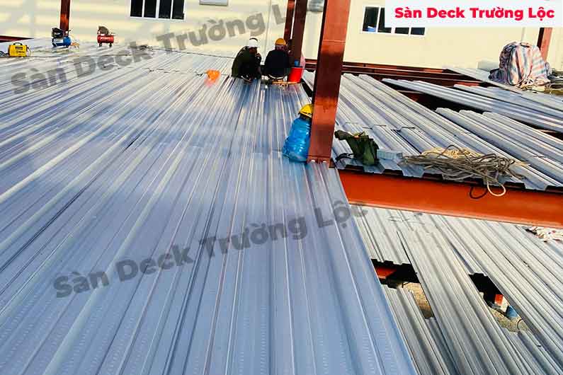 báo giá cung cấp và lắp đặt sàn deck tại cà mau