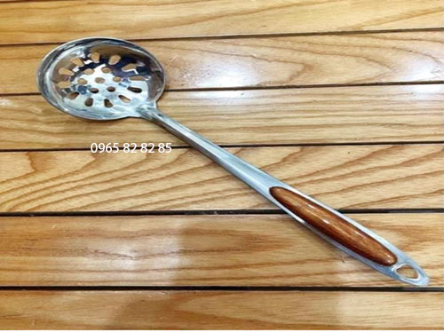 MUÔI THỦNG INOX CÁN GIẢ GỖ