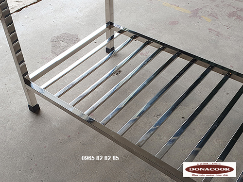 bàn inox để đồ