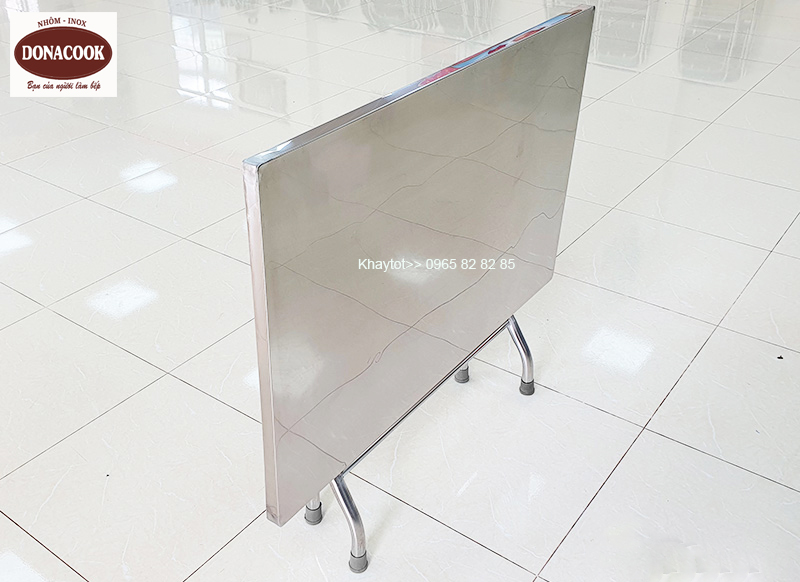 Bàn  ăn inox gấp gọn