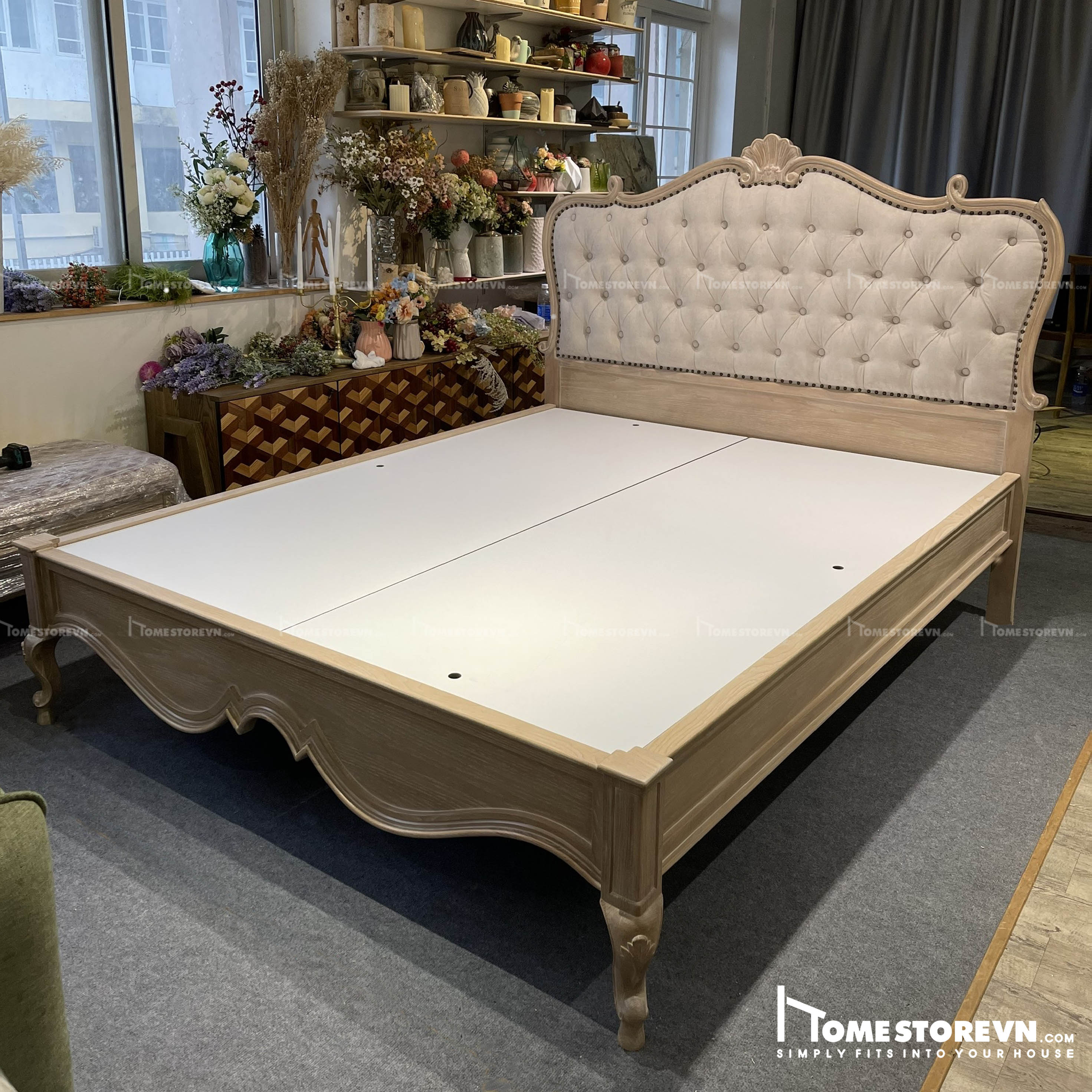 Giường cổ điển 09 - GI14