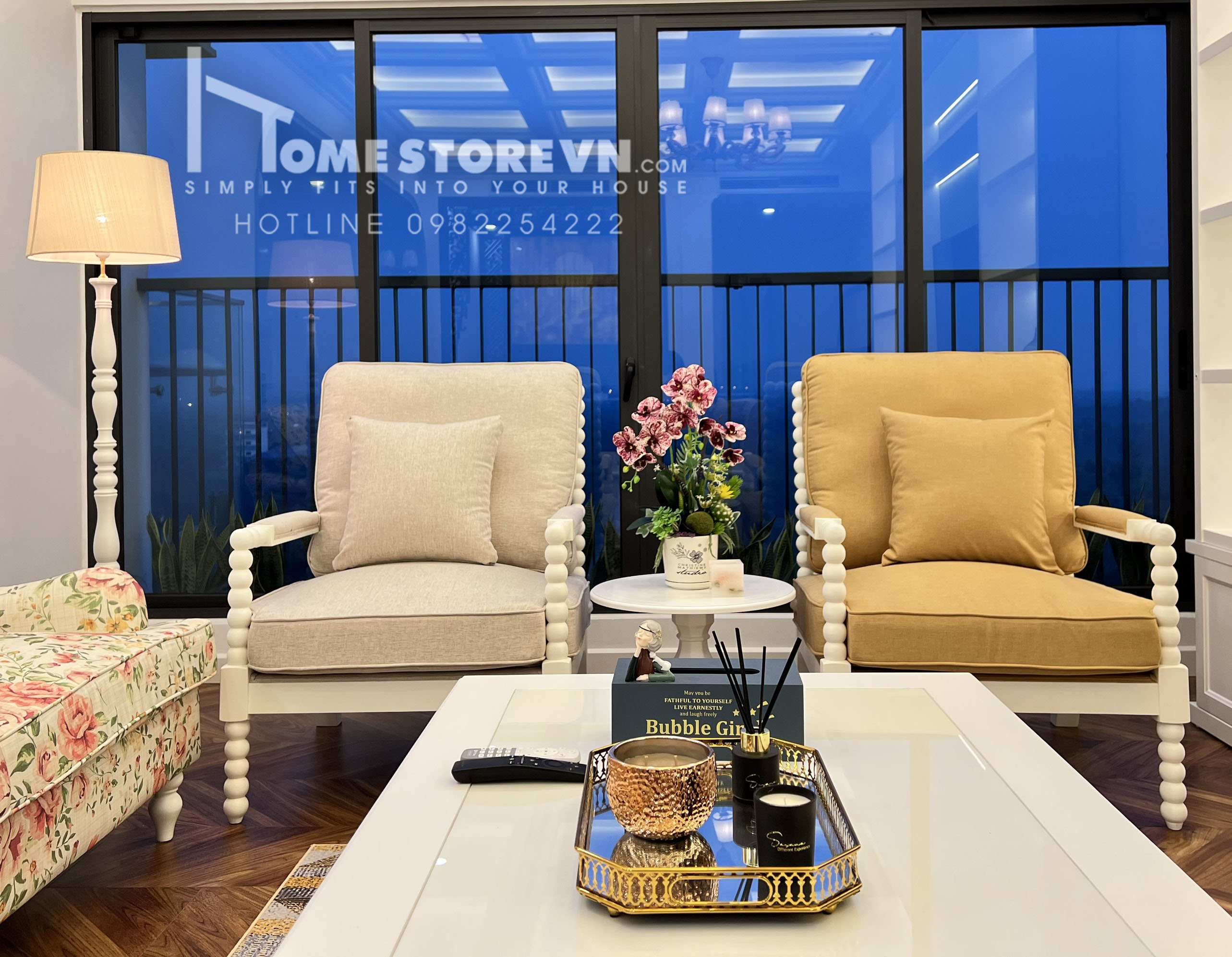 Sofa đơn khung rustic có chạm khắc
