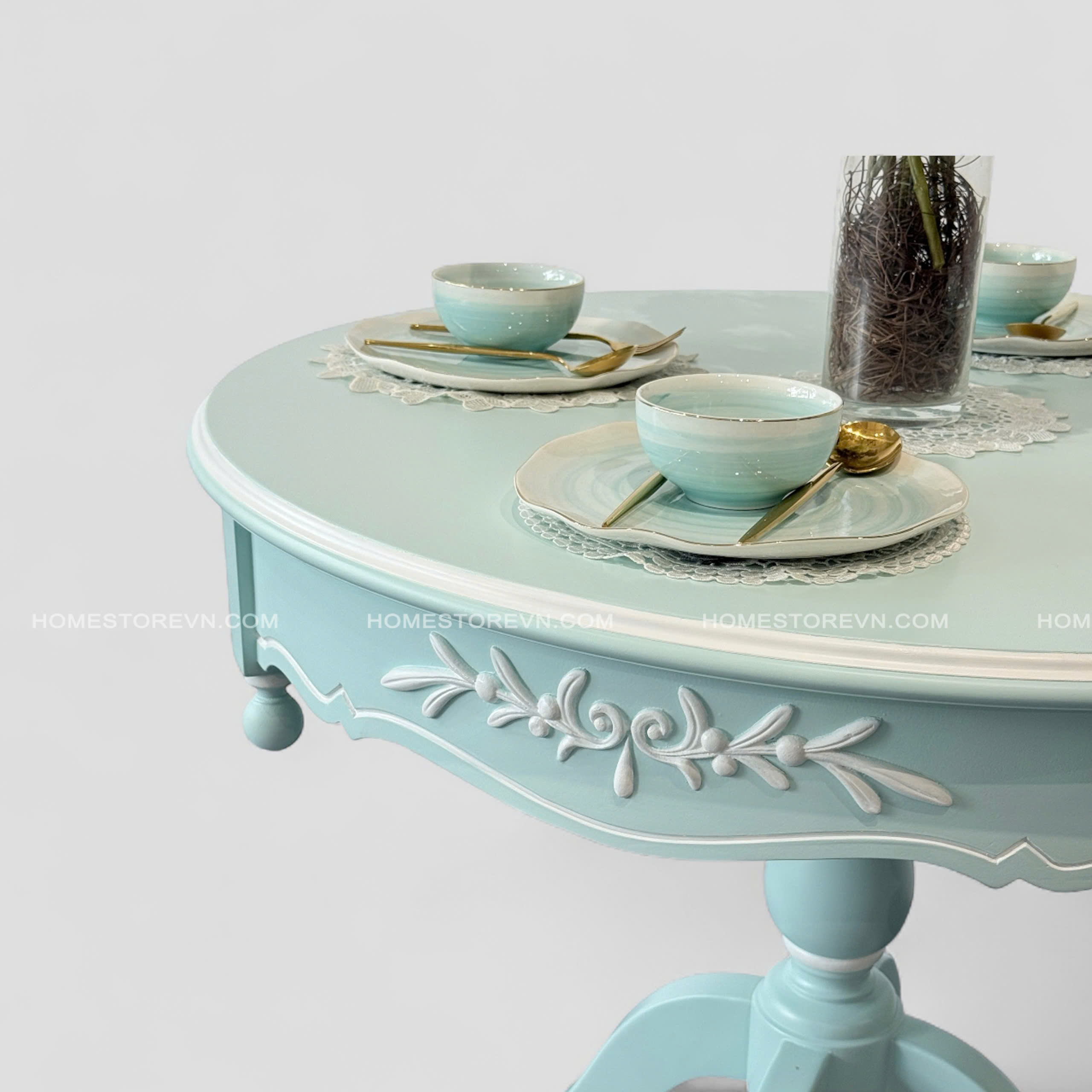 Bàn ăn tròn D94cm Vintage xanh có hoa văn nổi - BA3