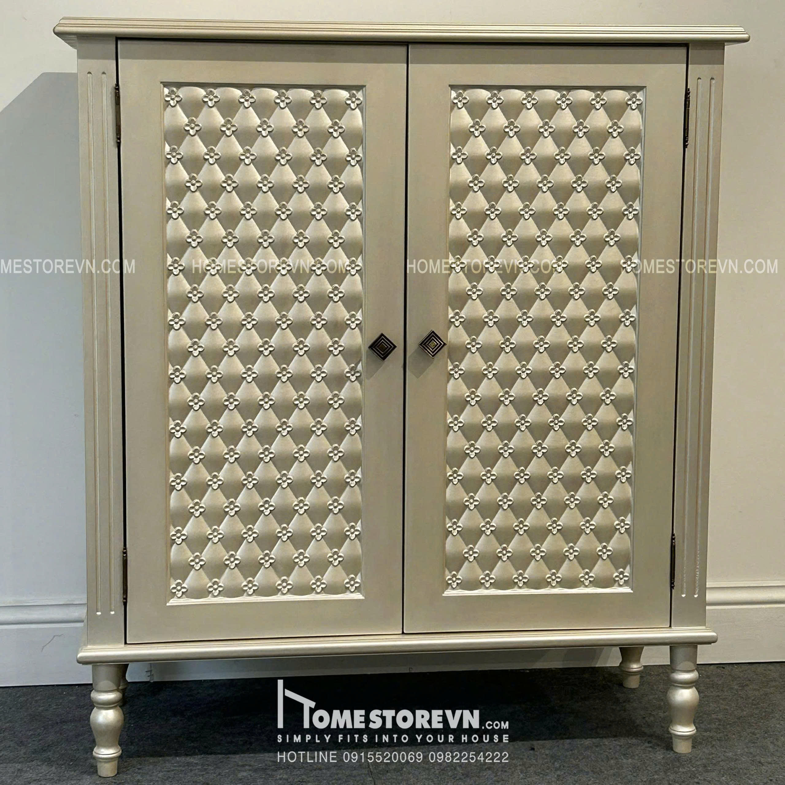 Tủ trang trí hoa mai - TTR10