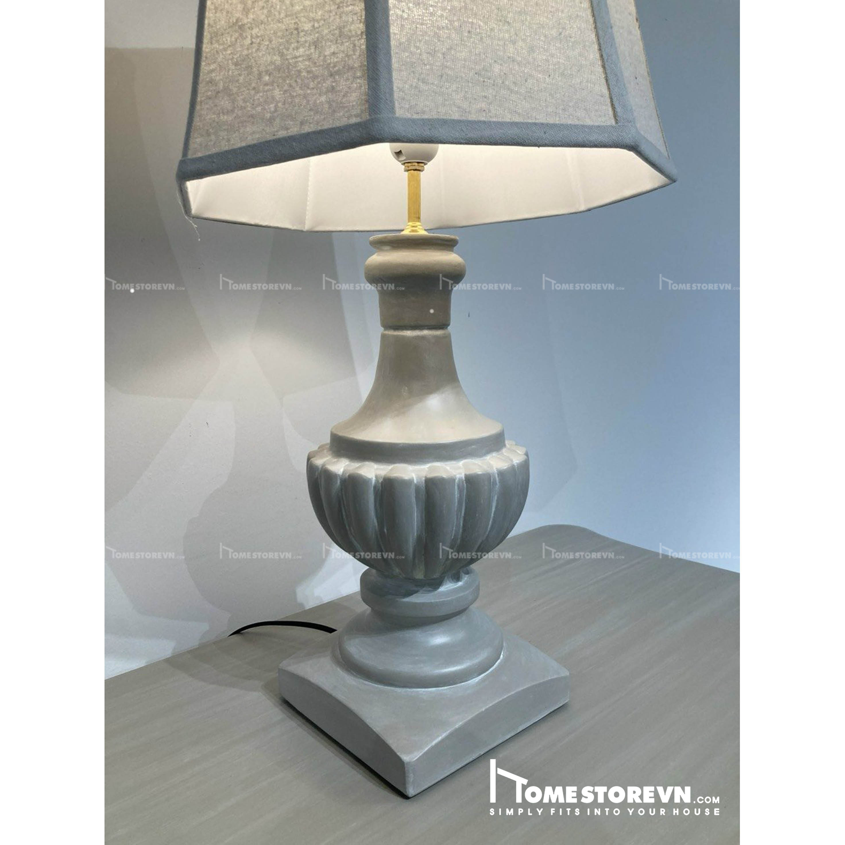 Đèn bàn 04