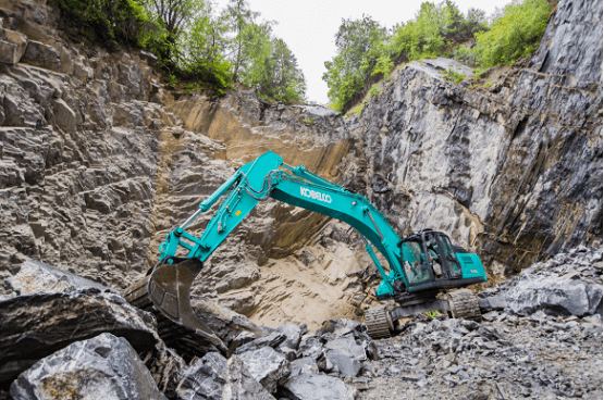 may-xuc-dao-kobelco-sk330-8-Sk350lc-8