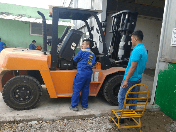 dich vu sua chua va bao duong xe nang hang