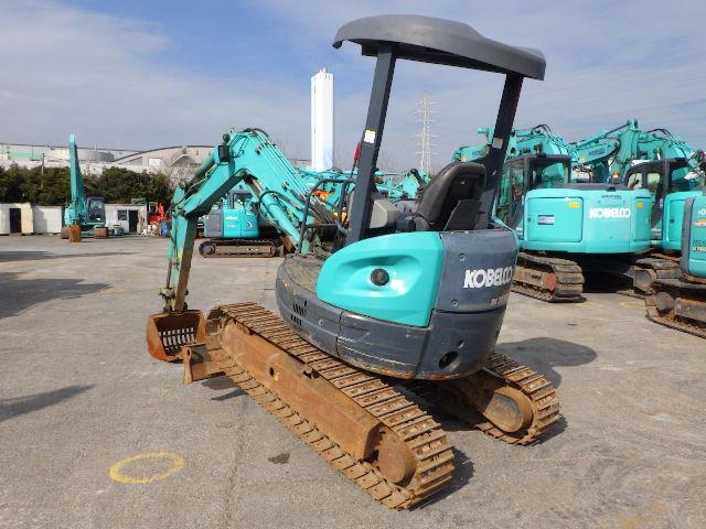 Máy xúc cũ Kobelco Sk30SR-5 nhập khẩu Nhật Bản