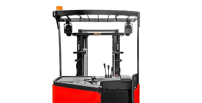 xe-nang-dien-reach-truck-dung-lai-2-2.5-tan-hangcha