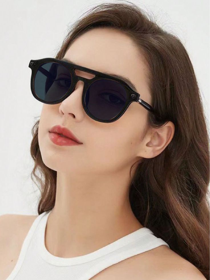 Kính Mắt là gì? Tầm quan trọng của kính mắt trong cuộc sống hiện đại.