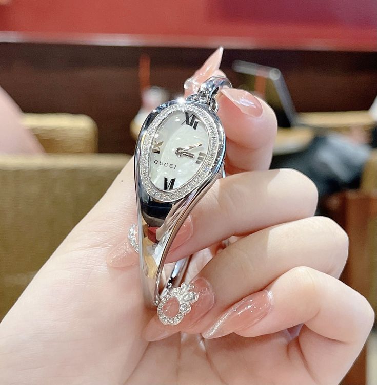 Đồng hồ thời trang cho nữ (Fashion Watch) Gucci