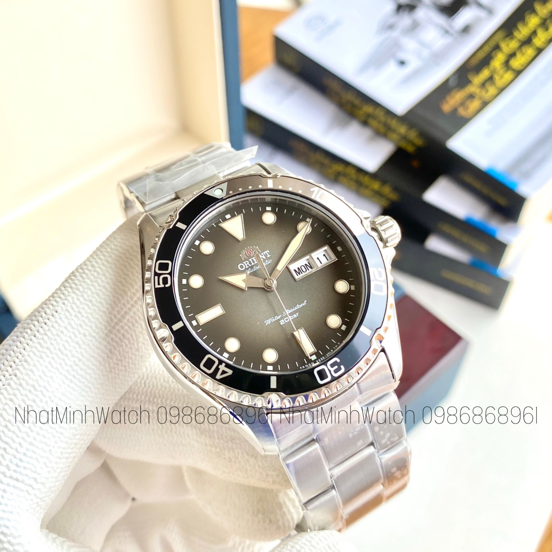 ORIENT 41.8mm Nam MAKO IV RA-AA0810N19B