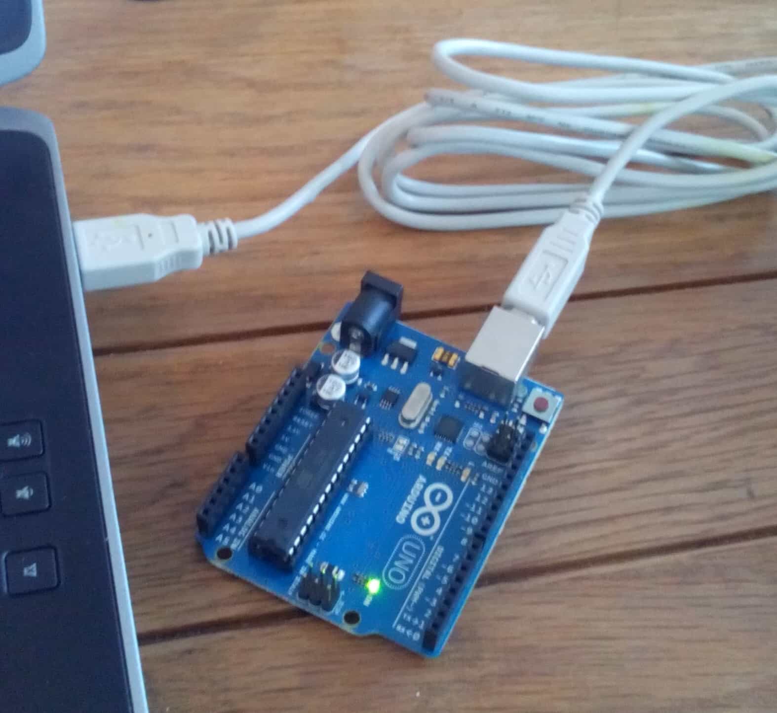 nạp chương trình cho arduino uno r3
