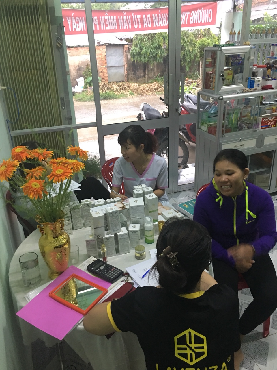 Lavenza khám da miễn phí tại Bình Thuận