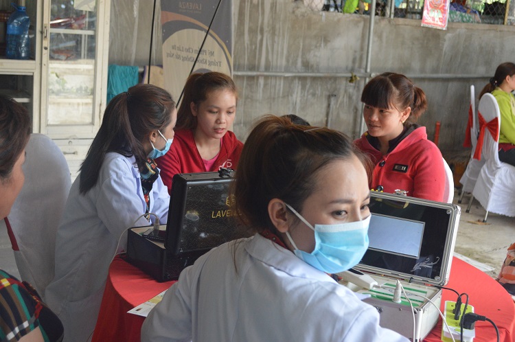 Lavenza khám da miễn phí tại Đồng Tháp