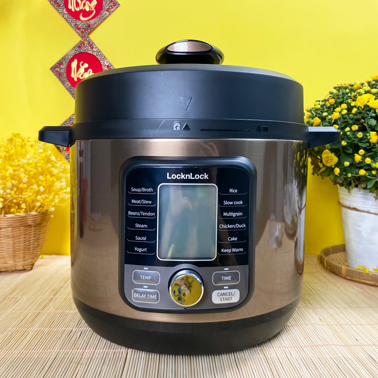 Giới thiệu nồi áp suất Lock&Lock EJP676BLK