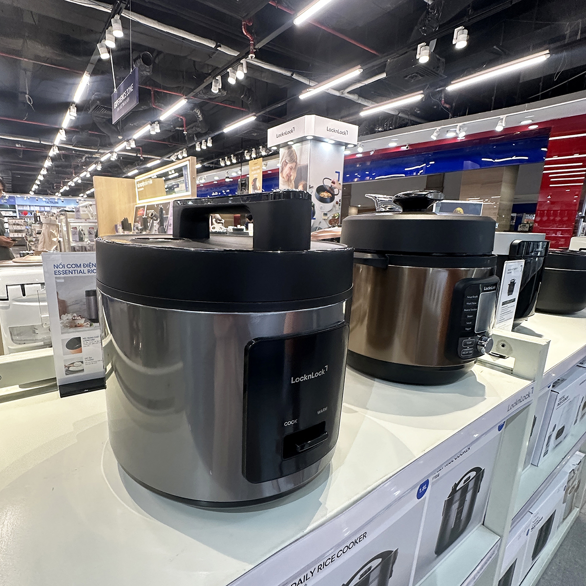 Nồi cơm điện LocknLock Essential Rice Cooker EJR452BLK