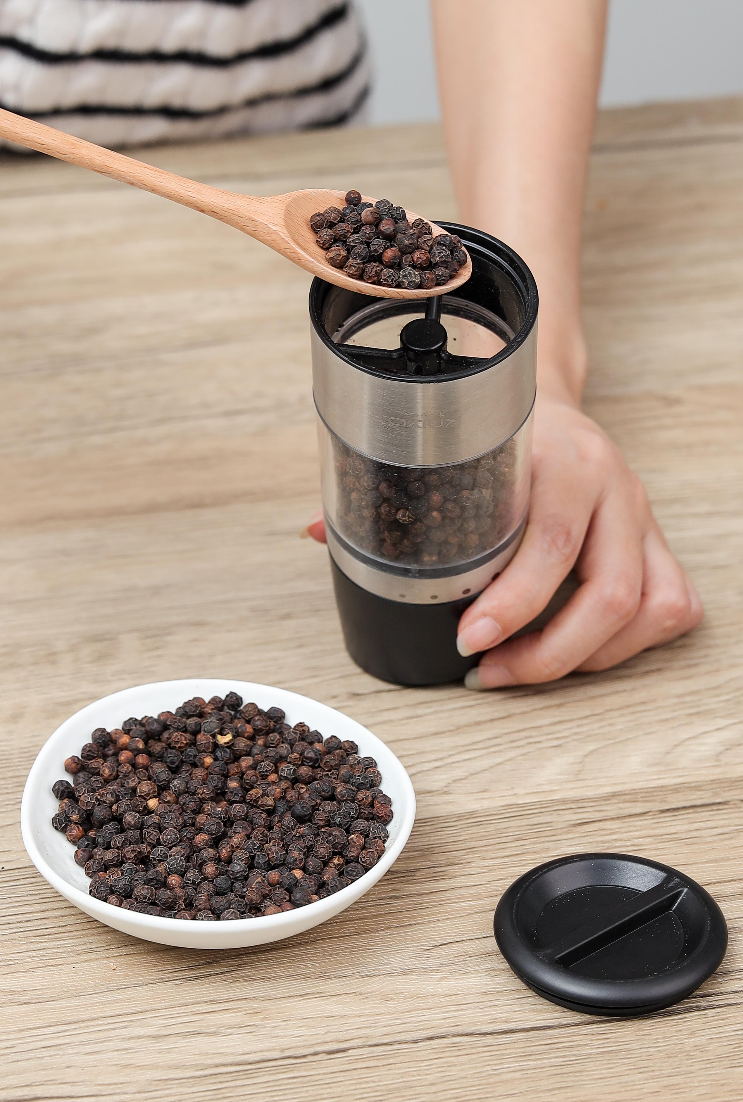 Dụng cụ xay tiêu lưỡi sứ KAIYO mã KPG-6179 với 4 mức điều chỉnh độ thô mịn linh hoạt