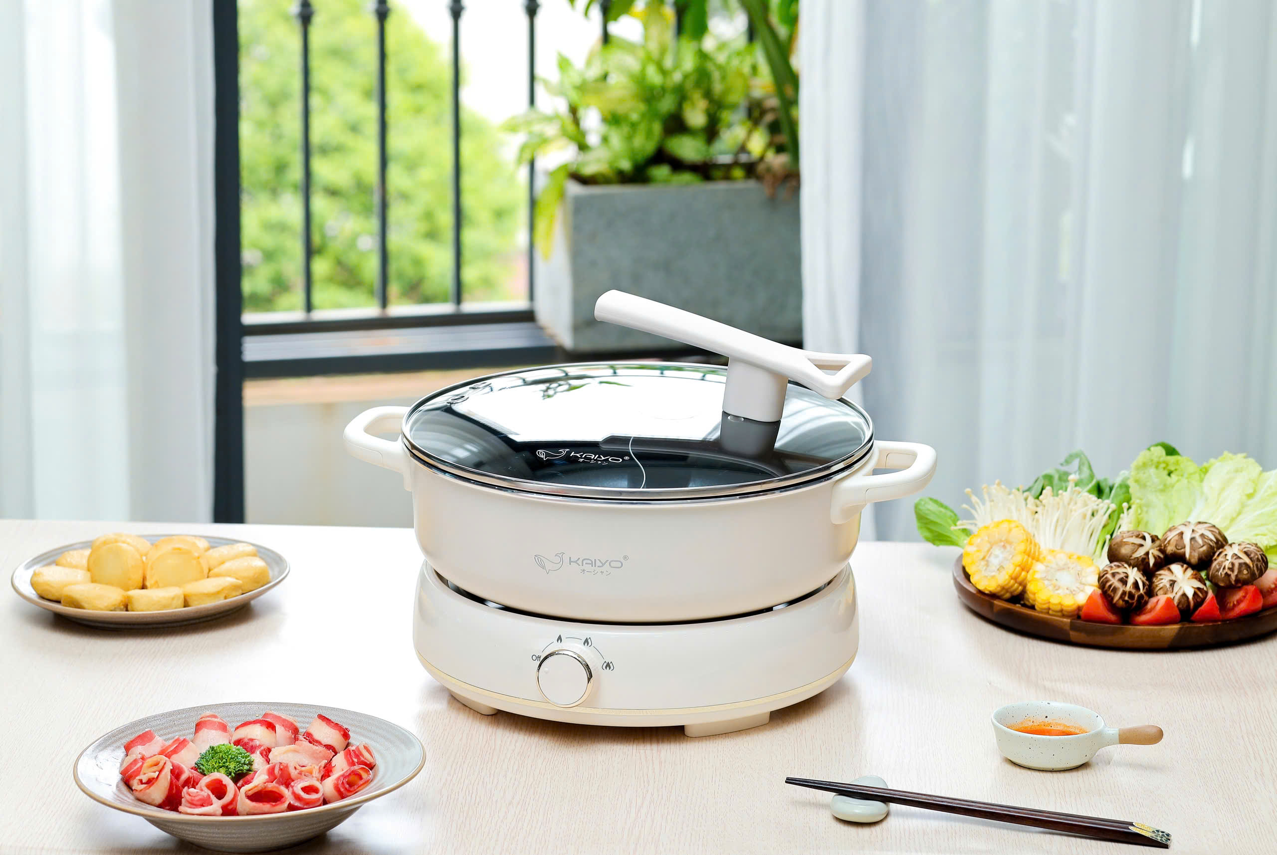 Nồi lẩu điện KAIYO 2 ngăn  dung tích 6 lít model KHP-064