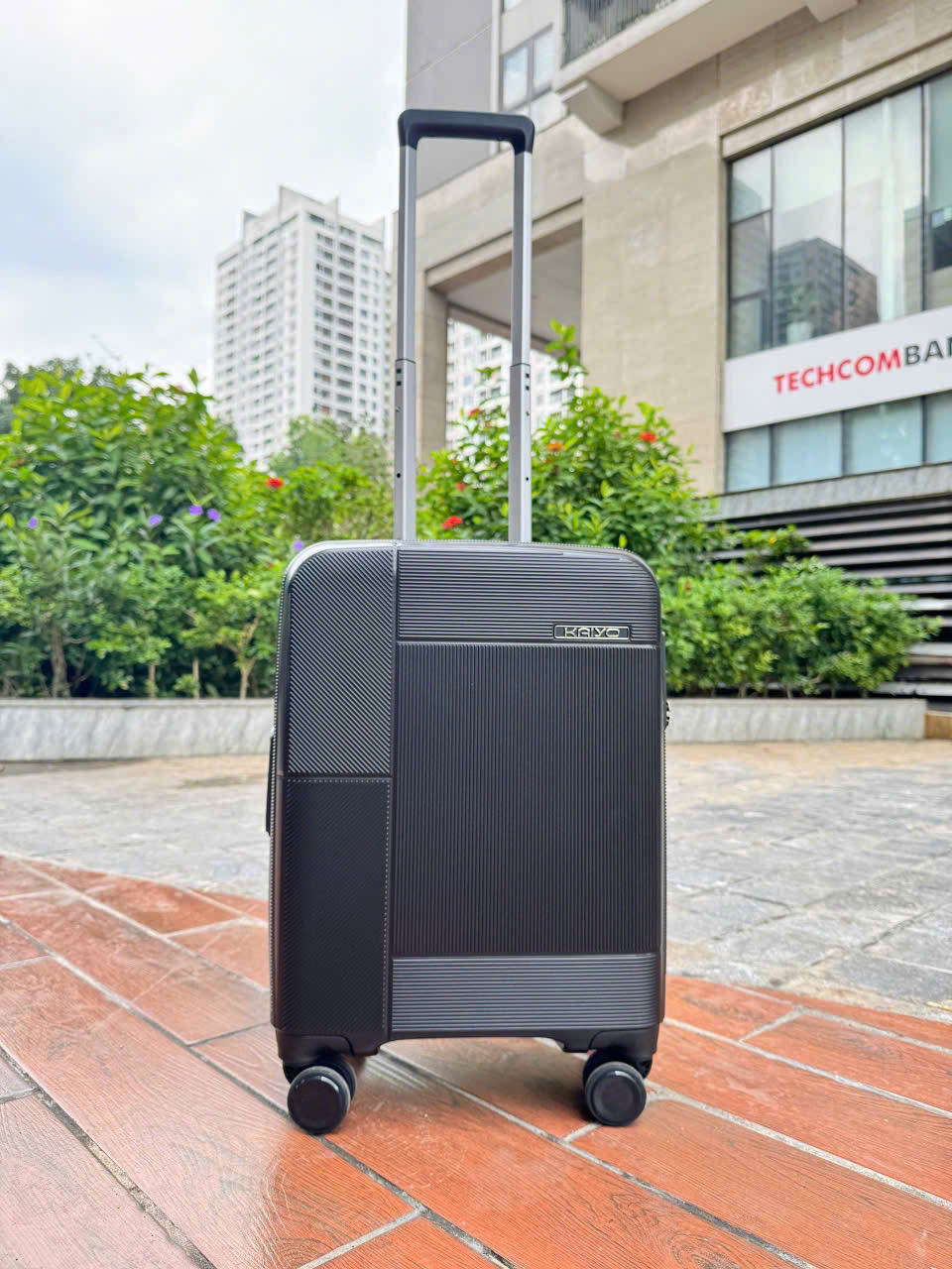 Vali cần kéo khóa số TSA Kaiyo 20 inch