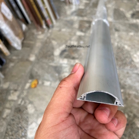 Hướng dẫn sử dụng và lắp đặt nẹp nhôm bán nguyệt