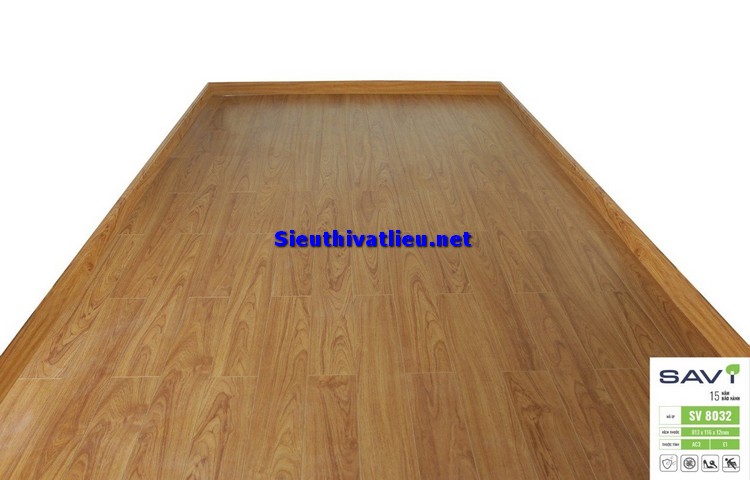 Sàn gỗ Savi 12mm SV8032 bản nhỏ