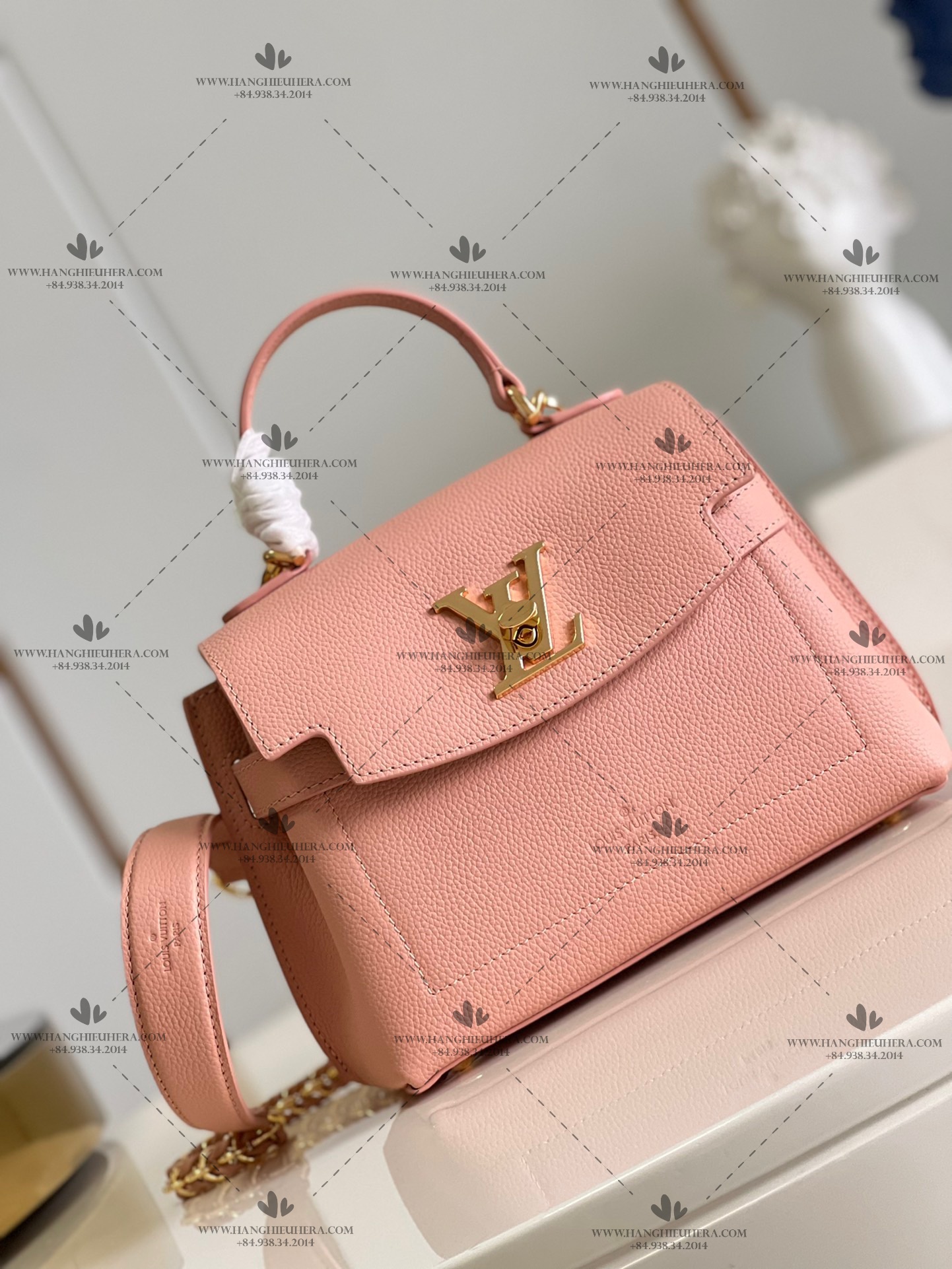 M21088 Louis Vuitton Lockme Ever Mini Handbag