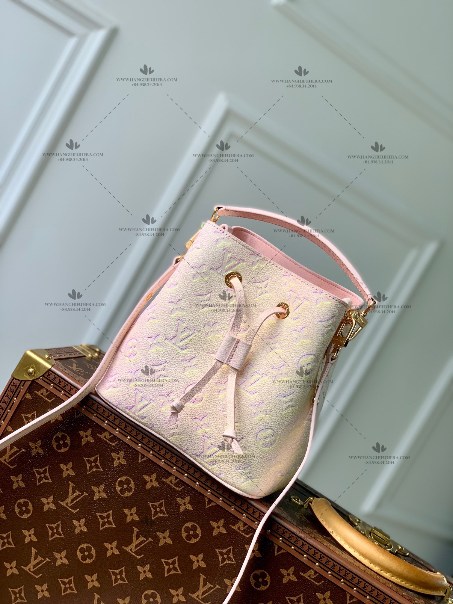 LOUIS VUITTON Neonoe BB Crossbody Bag Light Pink M46174 Monogram Purse Auth  New