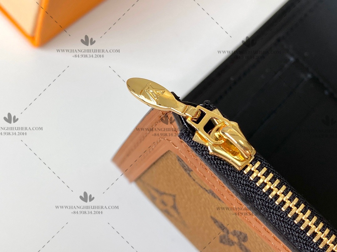 Louis Vuitton MONOGRAM Dauphine Compact Wallet (M68725)