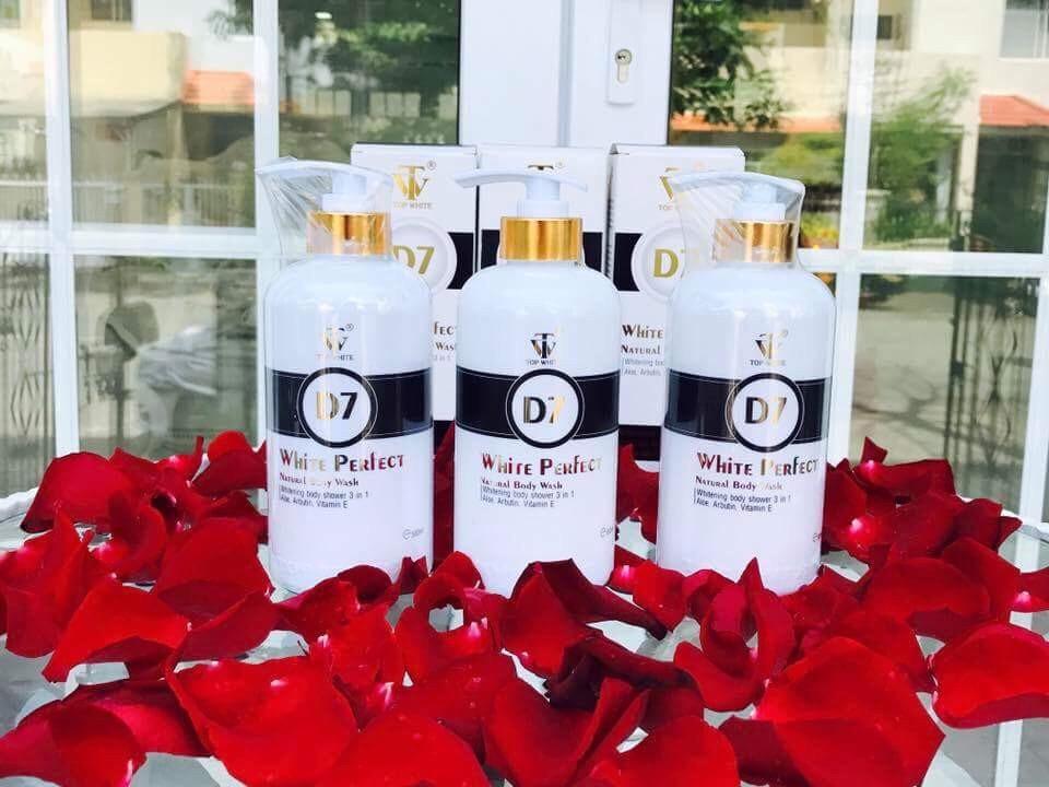 SỮA TẮM TRẮNG TOP WHITE D7 HƯƠNG THƠM DỊU MÁT VÀ QUYẾN RŨ
