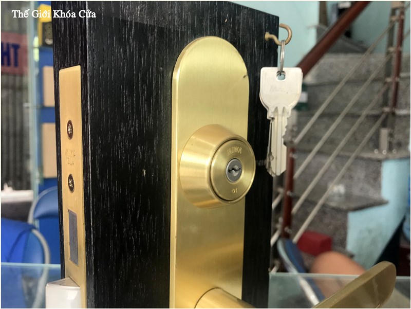 KHÓA CỬA NHẬP KHẨU NHẬT BẢN MIWA - U9LA66 YB 4 img 4553