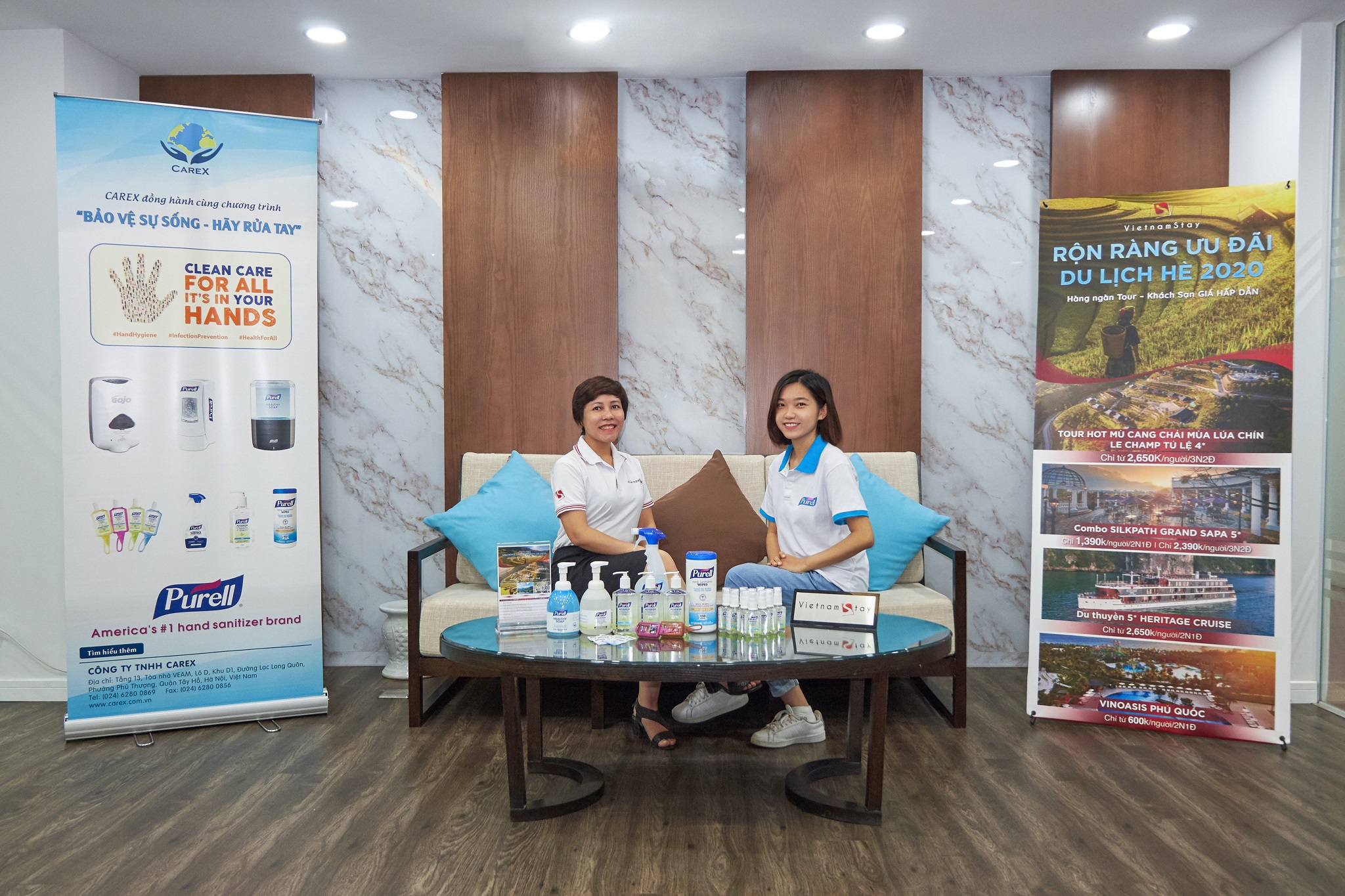CAREX KÍ KẾT HỢP ĐỒNG CÙNG VIETNAMSTAY