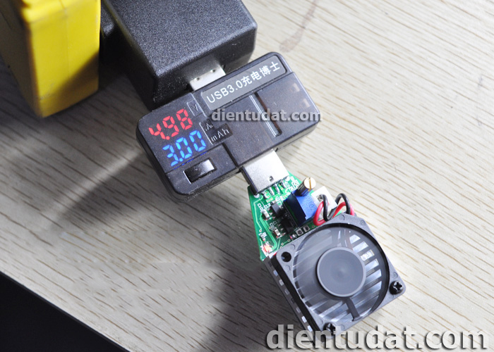 Tải Giả Test Pin Kèm Quạt - 3A
