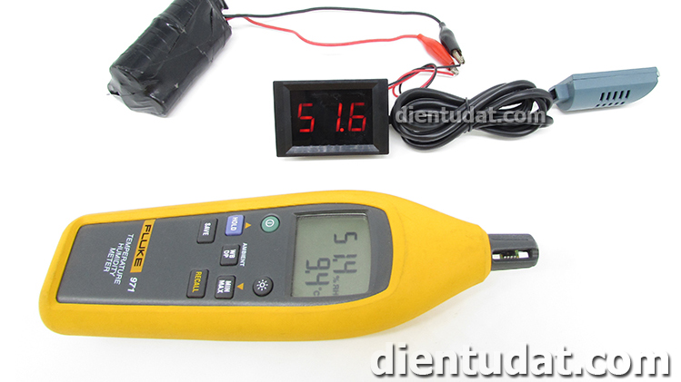 Đồng Hồ Cảm Biến Độ Ẩm XH-B403