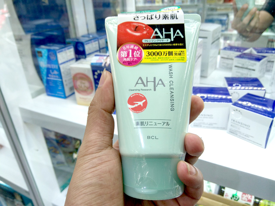 Sữa rửa mặt AHA Wash Cleansing chiết xuất trái cây