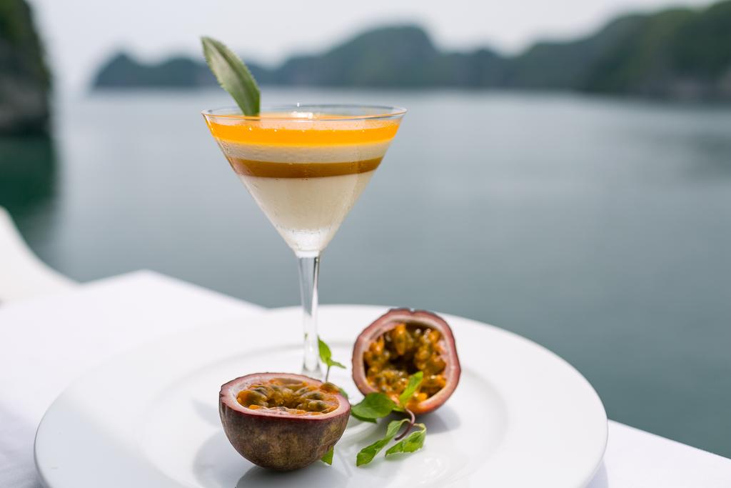 BHAYA CRUISES HALONG 2 DAYS 1 NIGHT