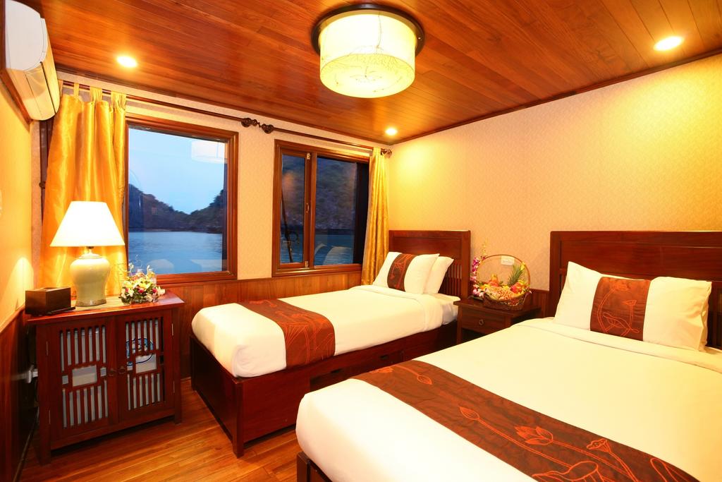 INDOCHINA SAILS HALONG 3 DAYS - 2 NIGHT