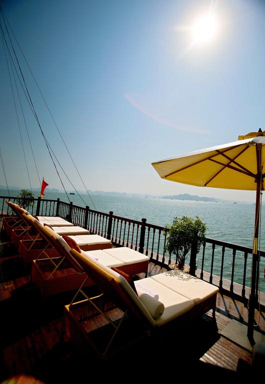 INDOCHINA SAILS HALONG 3 DAYS - 2 NIGHT