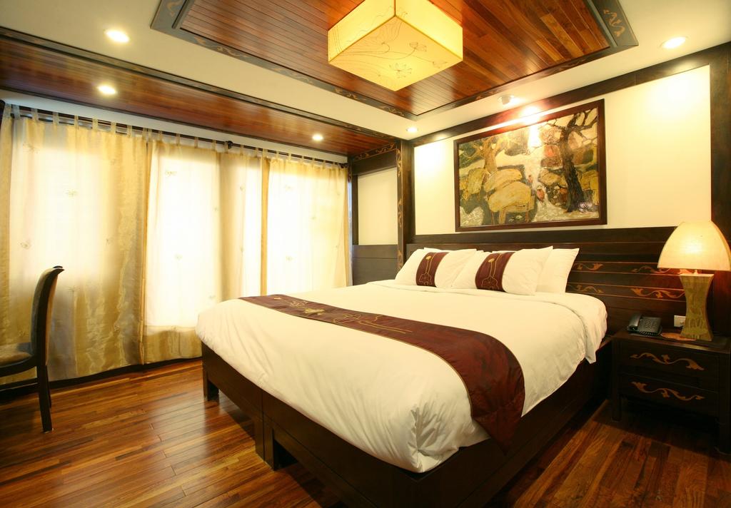 INDOCHINA SAILS HALONG 3 DAYS - 2 NIGHT