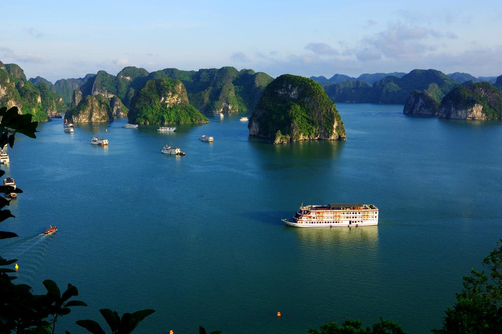 HUONG HAI SEALIFE HALONG 3 DAYS 2 NIGHTS